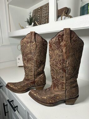 Corral Boots Womens 7M Brown Laser Cut Western Boots Floral Studded Cowgirl Boho